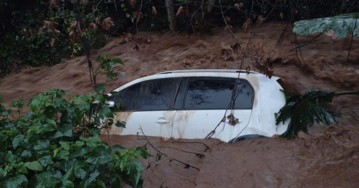 Cidade De Sc Registra Maior Volume De Chuva Em Hs E Est Em Alerta