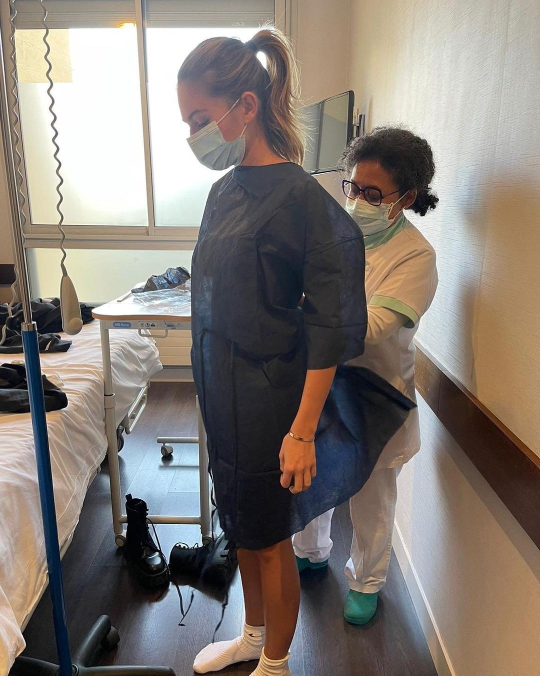 Thylane Blondeau passa por cirurgia Foto ReproduoInstagram