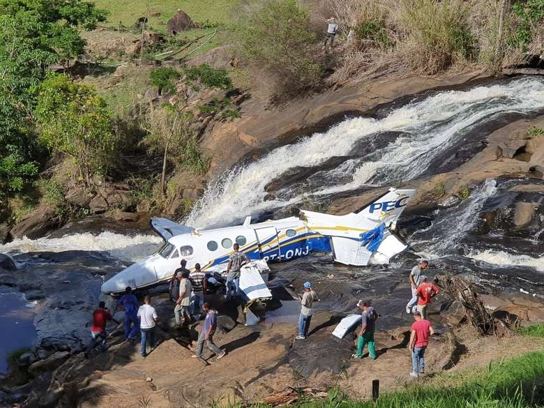 Vdeo avio de Marilia Mendona cai em Minas Gerais - Crdito ReproduoRedes sociais